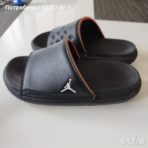 Чехли Jordan N.36, снимка 1