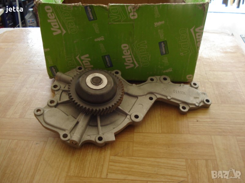 Водна помпа valeo опел 3.0 cdti , рено 3.0 dci, снимка 1