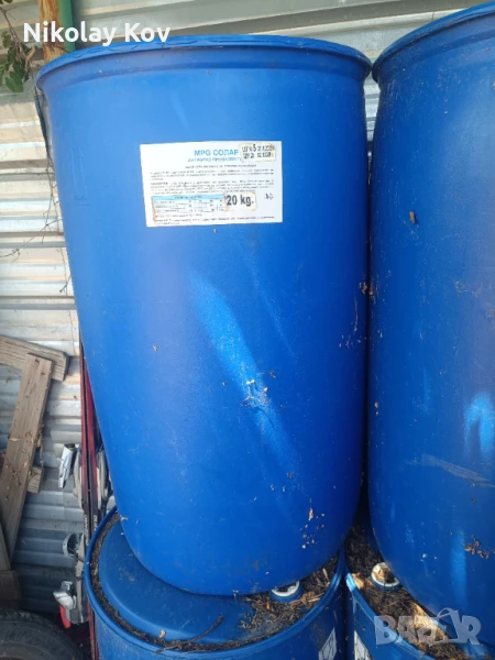 Бидони за нафта, снимка 1