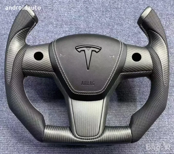 Tesla Custom Спортен Волан – Персонализиран Дизайн!, снимка 1