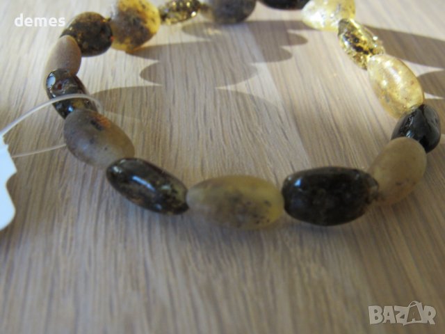 Ластична гривна от първокласен балтийски кехлибар, снимка 5 - Гривни - 39424611