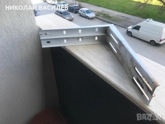 Стойки  за  климатик  2  броя : използвани .