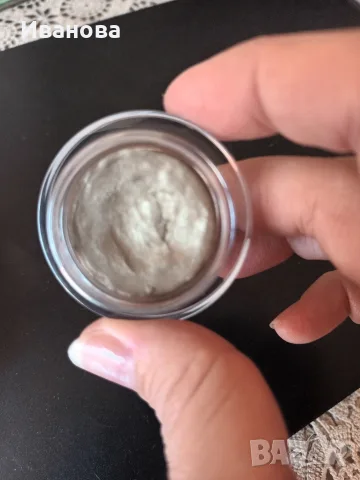 Лот сенки Shiseido и червило Estee Lauder , снимка 4 - Декоративна козметика - 55976694