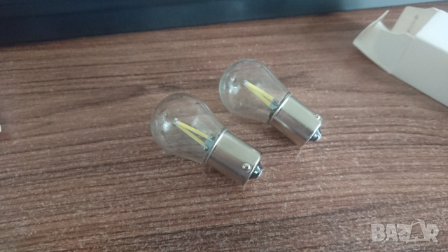 Продавам две лед крушки за задна светлина BA15S /1156, снимка 2 - Части - 36563021