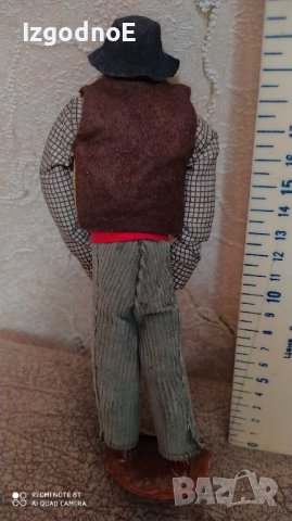 Santons Martigues figure Колекционерска ръчно изработена Фигура на мъж, селянин , снимка 3 - Колекции - 40131934