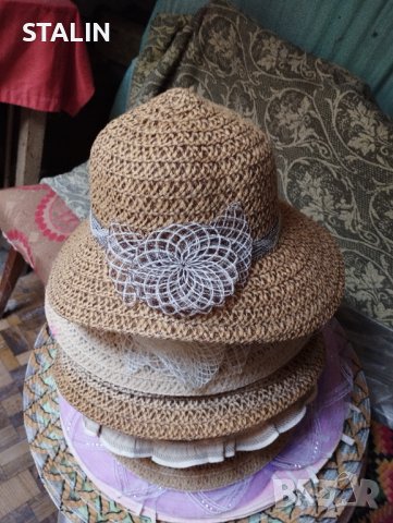 дамски капели., снимка 16 - Шапки - 13802455