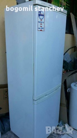  Хладилник с фризер с 2 комресора 330 л .  , снимка 2 - Хладилници - 30276166