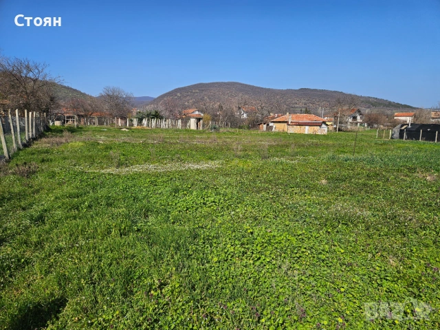 3 парцела с къща в с. Оряховица, снимка 7 - Парцели - 53926691