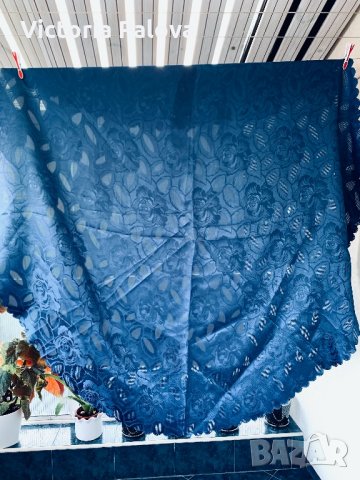 Голяма кръгла покривка, снимка 4 - Покривки за маси - 34102792