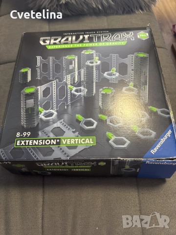 Продавам чисто ново Ravensburger GraviTrax PRO- Комплект за вертикално разширение (Vertical Expansio