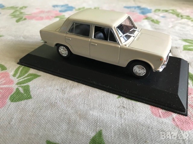 Колекционерски модел - Фиат 125Р, на поставка. , снимка 4 - Колекции - 44146035