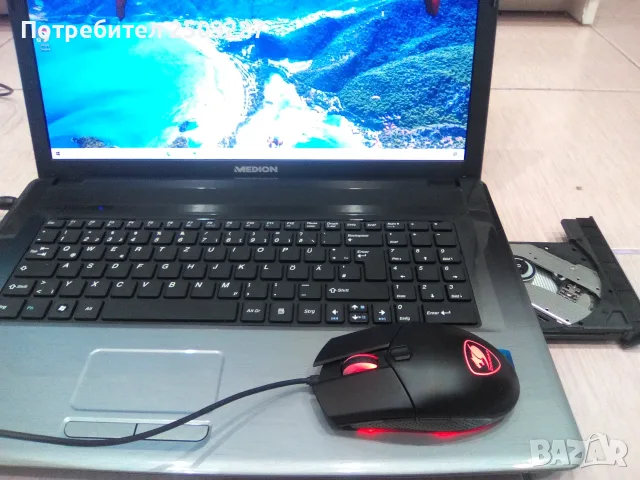 Лаптоп MEDION AKOYA NOTEBOOK E 7222 - четири процесора, снимка 2 - Лаптопи за работа - 55966407