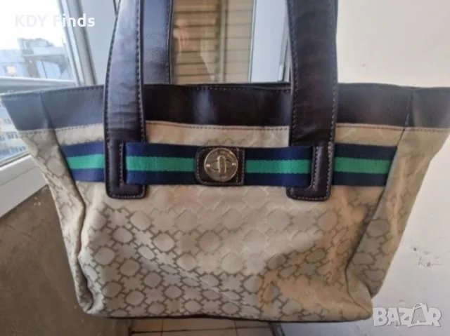 Tommy Hilfiger дамска чанта, снимка 2 - Чанти - 56136058