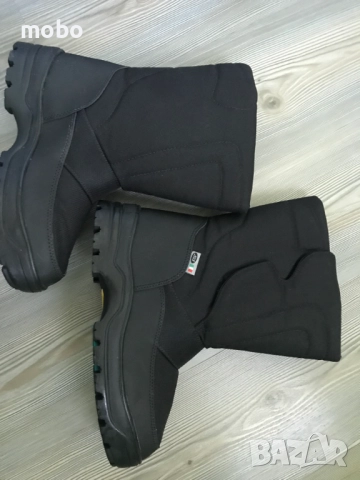 Италиански, черни ботуши номер 44, със система за допълнително сцепление - Alpi System и с от, снимка 5 - Мъжки ботуши - 52322637