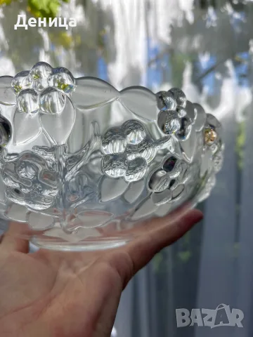Ваза от Walther Glas от серията Carmen Satin с красив релефен  дизайн от матово и прозрачно стъкло, снимка 6 - Вази - 56218918