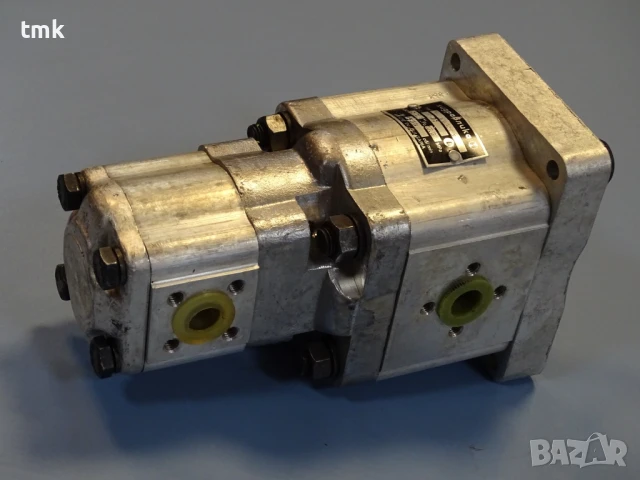 Хидравлична зъбна сдвоена помпа "Хидравлика"А25Х1/А0.60Х1 Hydraulic pump 175bar 1500min-1, снимка 3 - Резервни части за машини - 50939034