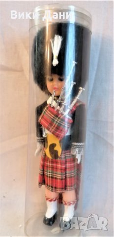 мъжка Британия Скот кукла с калпак гайда пола мигащи очи, снимка 2 - Колекции - 31401366