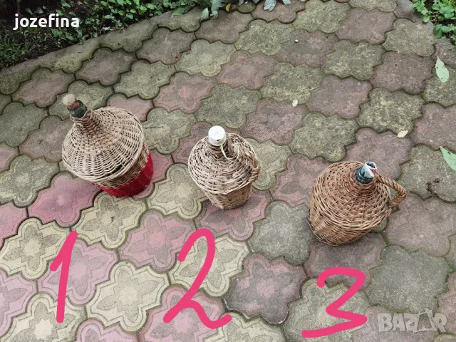 Продавам стъклени дамаджани с оплетка , снимка 3 - Други стоки за дома - 50433668