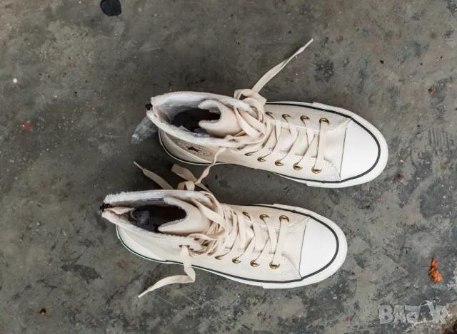 кецове / маратонки Converse Chuck Taylor All Star Hi-Rise Boot Leather+Fur  номер 37, снимка 4 - Кецове - 48563717