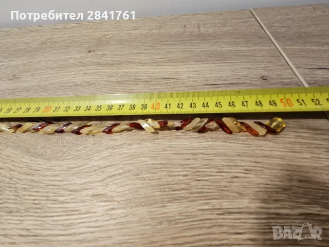Колие от кехлибар в три цвята, снимка 5 - Колиета, медальони, синджири - 46392453