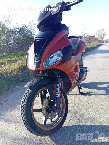 Скутер 50куб Априлия 