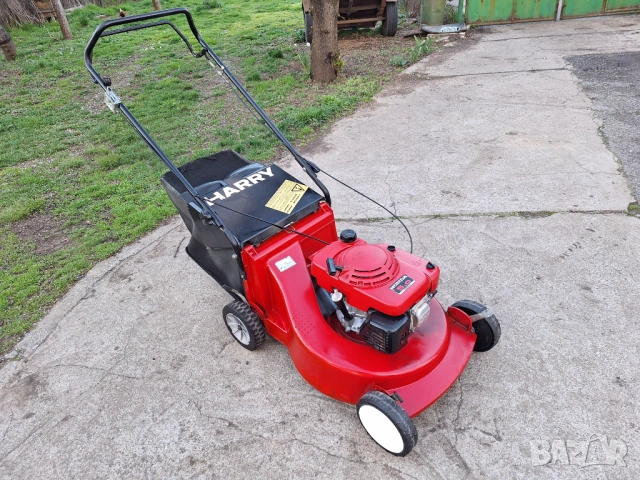 Косачка Honda 55 см самоходна алуминиева мулчираща с кош, снимка 3 - Градинска техника - 54102421