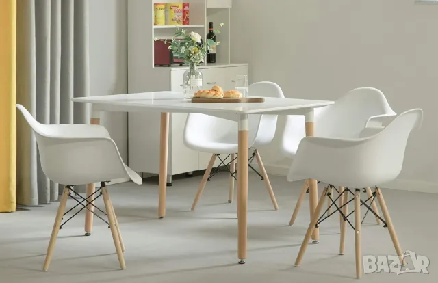 Комплект от 4 трапезни стола, Модерен пластмасов, от средата на века, снимка 3 - Столове - 48970009