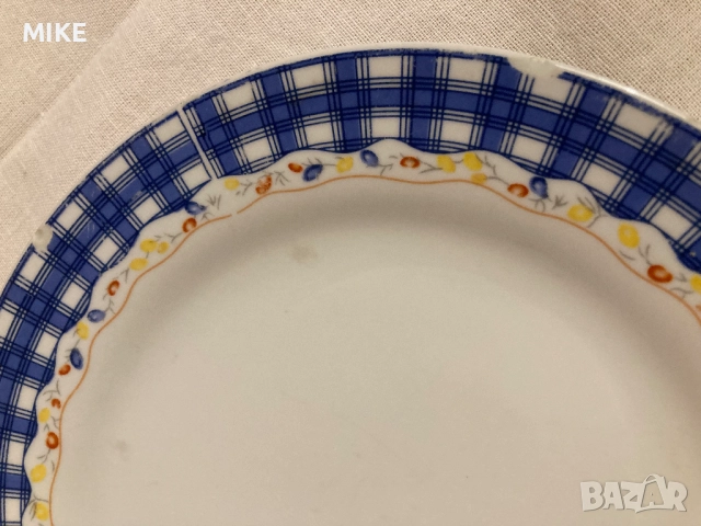 Порцеланови чинии и чашка, снимка 4 - Чинии - 52338538