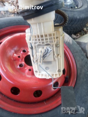 Бензинова помпа за Volkswagen Golf IV Hatchback (08.1997 - 06.2005) , снимка 2 - Части - 42066811