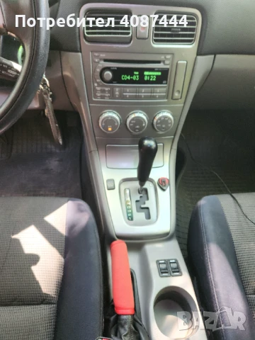 2006 Subaru Forester Газ/Бензин Автоматик, снимка 6 - Автомобили и джипове - 51331169