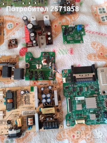 Платки, снимка 11 - Части и Платки - 54301499