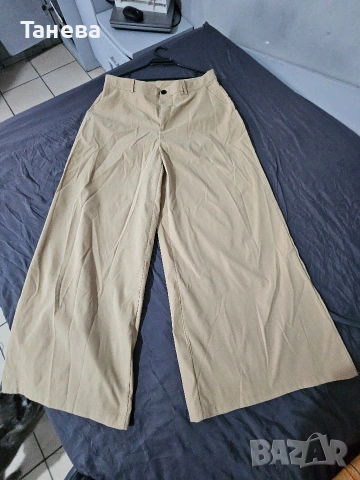 Панталон с широки крачоли. 