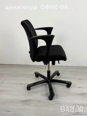 офис стол от марката на HÅG обзавеждане , снимка 6 - Столове - 54259091