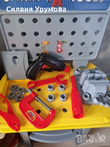 Детска работна маса с инструменти, снимка 2 - Играчки за стая - 51479551