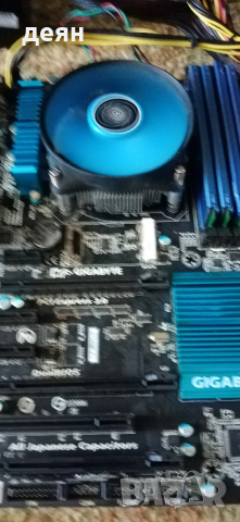 Продавам Дъно gigabyte ga-z77x-d3h, снимка 3 - Дънни платки - 53133291