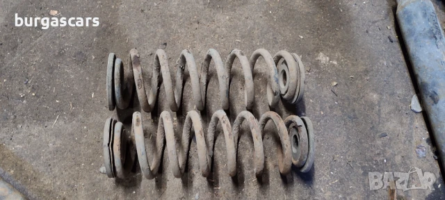 Пружини задни Vw Touran - 30лв
