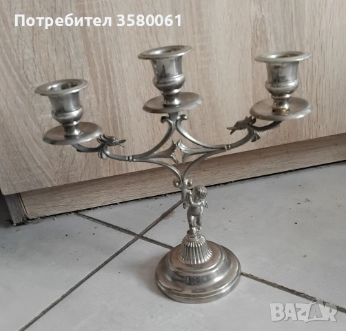 Стар сребрън свещник 
