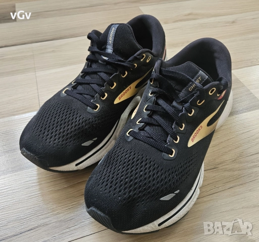 Дамски маратонки Brooks Ghost 15 - 40, снимка 4 - Маратонки - 52919728