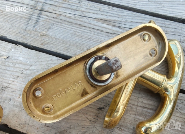 Бронзови дръжки за прозорци и врати, снимка 4 - Дограми - 54345431