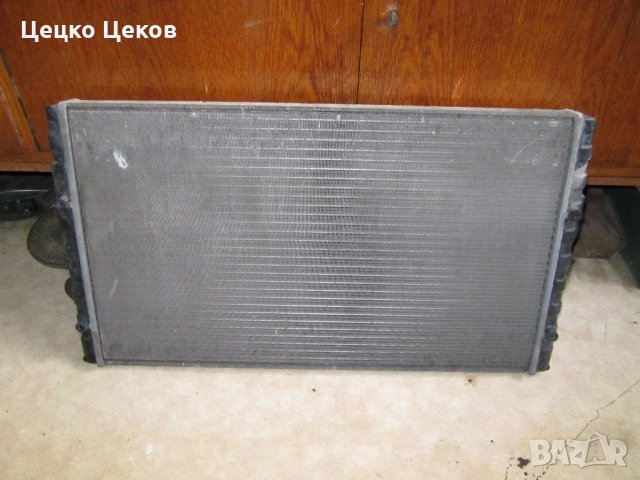 Радиатор за Фолксваген Венто, снимка 2 - Части - 29158336