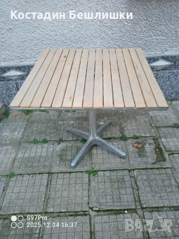 Маси и столове 