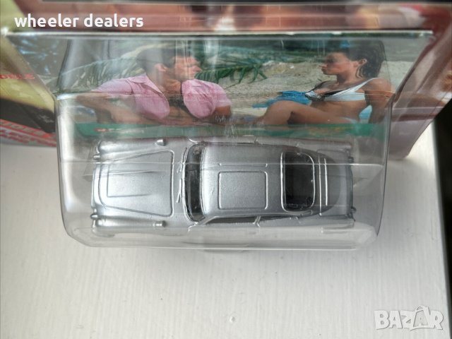 Метална количка CORGI Aston Martin DB5 1:64 James Bond Thunderball, снимка 5 - Колекции - 40386352