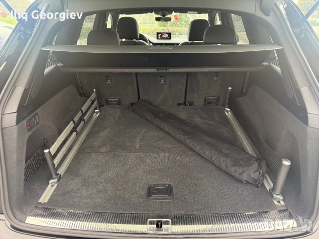 Аudi Sq7-Shadow line/22-летни/20-зимни/Реални км./Пано/Acc/diesel-hibrid/keyless/FULL/КАТО НОВА, снимка 17 - Автомобили и джипове - 52194148