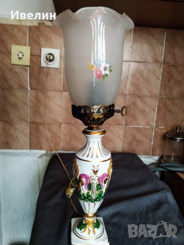 барокова настолна лампа, снимка 1 - Настолни лампи - 29568457