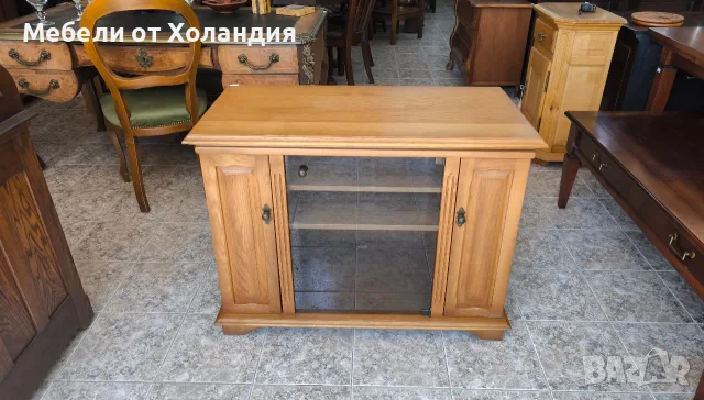 Дъбов шкаф за ТВ и техника