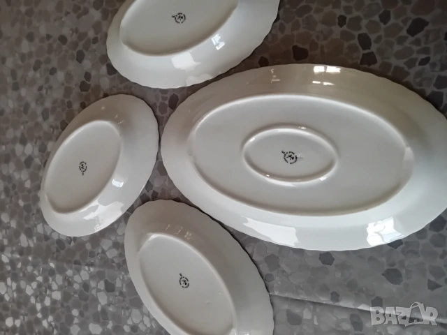 Плато от порцелан и три чинии, производство на завод Китка, снимка 5 - Антикварни и старинни предмети - 53880762