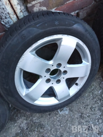 Гуми с джанти мерцедес, снимка 4 - Гуми и джанти - 52080805