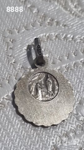 Античен сребърен медал/висулка на Света Мария от Лурд, снимка 4 - Колиета, медальони, синджири - 44264749