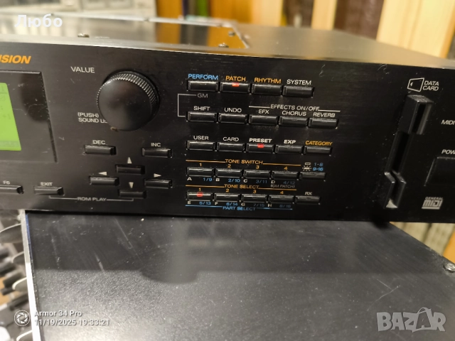 Roland Jv2080, снимка 3 - Синтезатори - 52470714