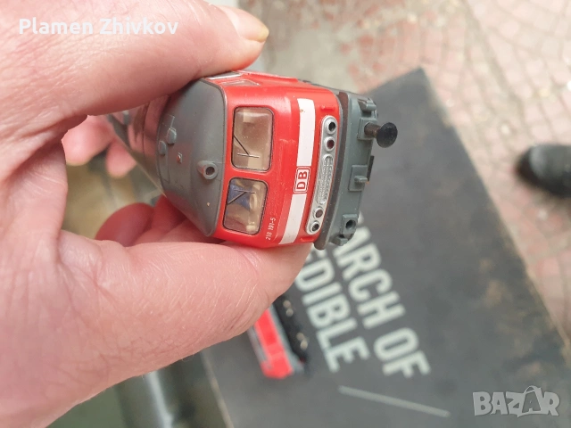 Два дизелови локомотива на Дойче бан . Единият е перфектен Другият няма буфери, снимка 7 - Антикварни и старинни предмети - 53005605
